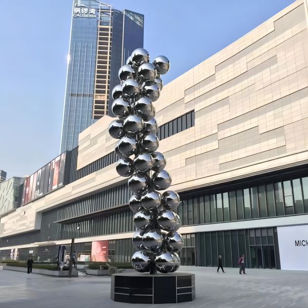 Za katere scenarije so primerne skulpture iz nerjavečega jekla?